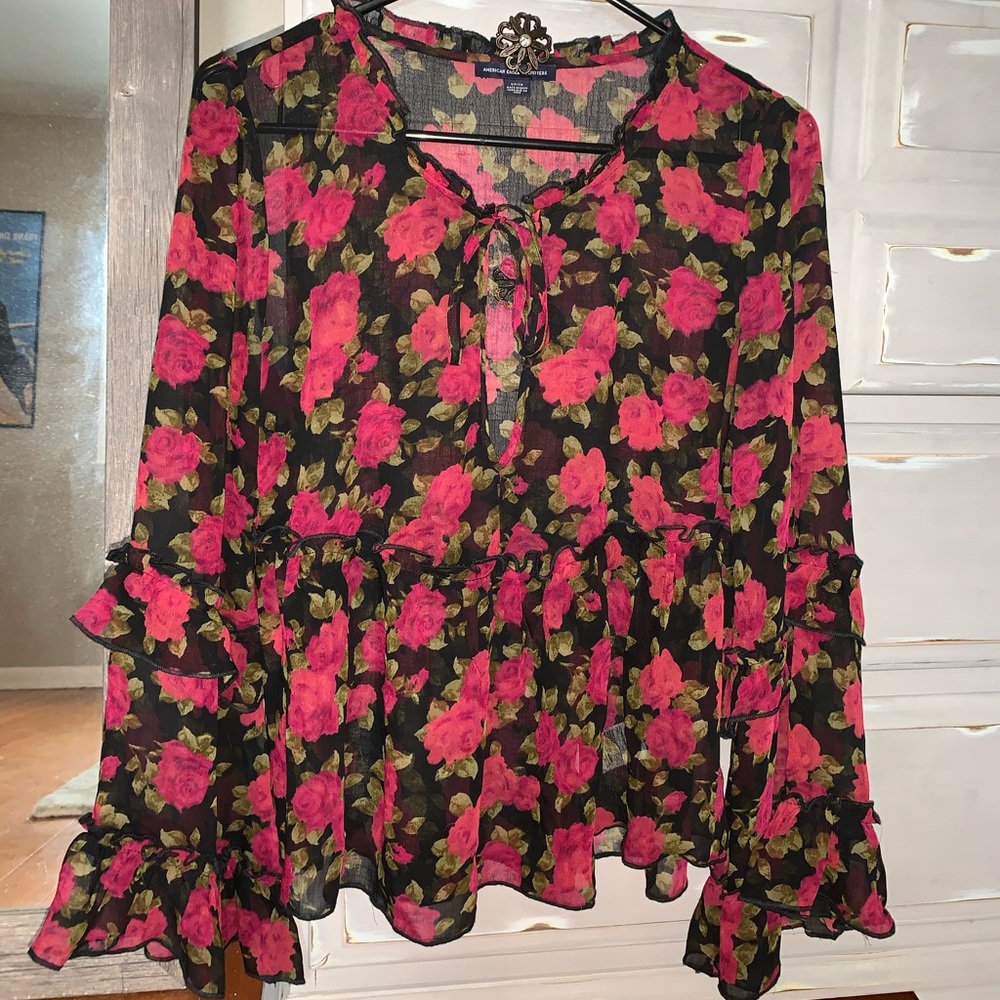 American Eagle Flowy Blouse